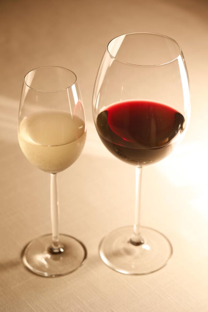 美容や健康効果以外にもうつ病予防などさまざまな効果が期待できるワインの魅力
